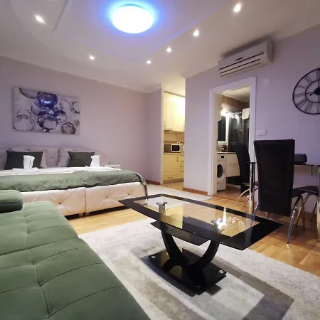 Fortuna Lux Apartamento *